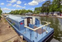 widebeam boats for sale