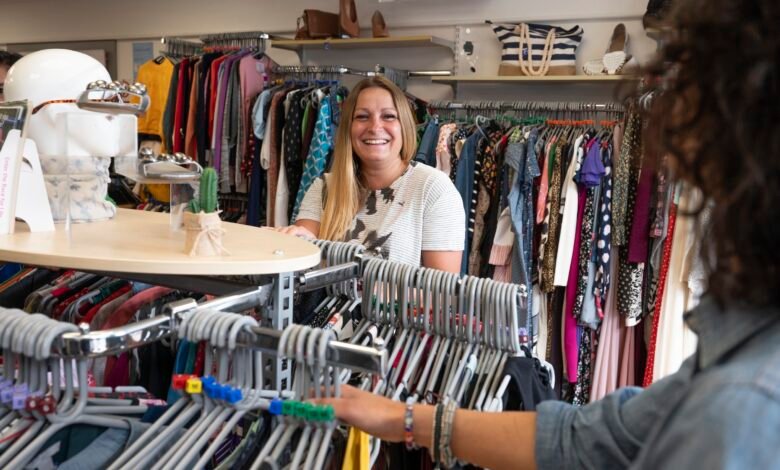 knutsford charity shops