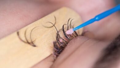 what is the fastest way to remove eyelash extensions at home