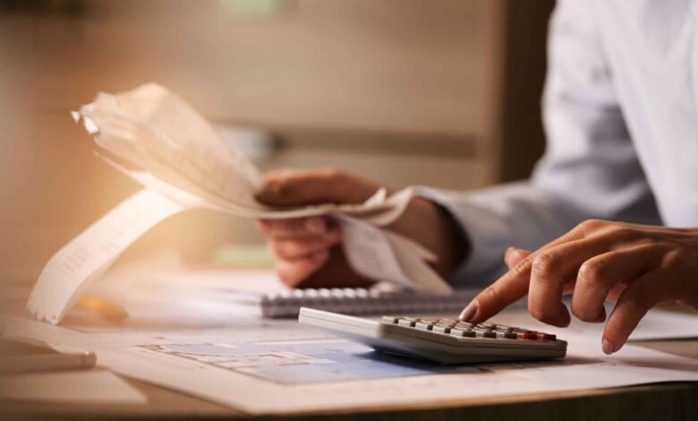 How Does Payroll Work Step-by-Step for Small Businesses