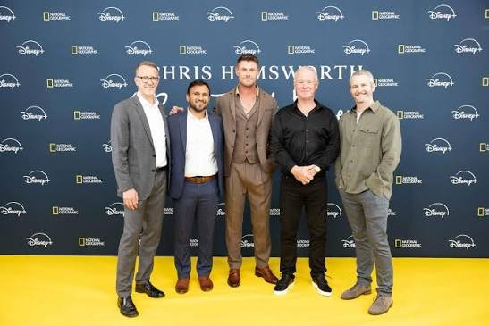 Chris Hemsworth and Carl Icahn